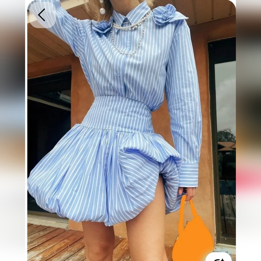 NWT Blue Striped Bubble Shorts